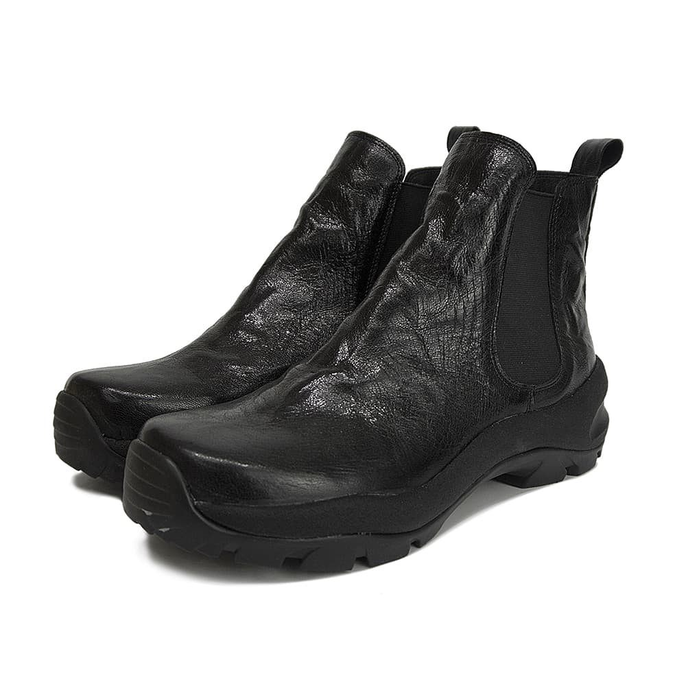 Tracker High Black 상세