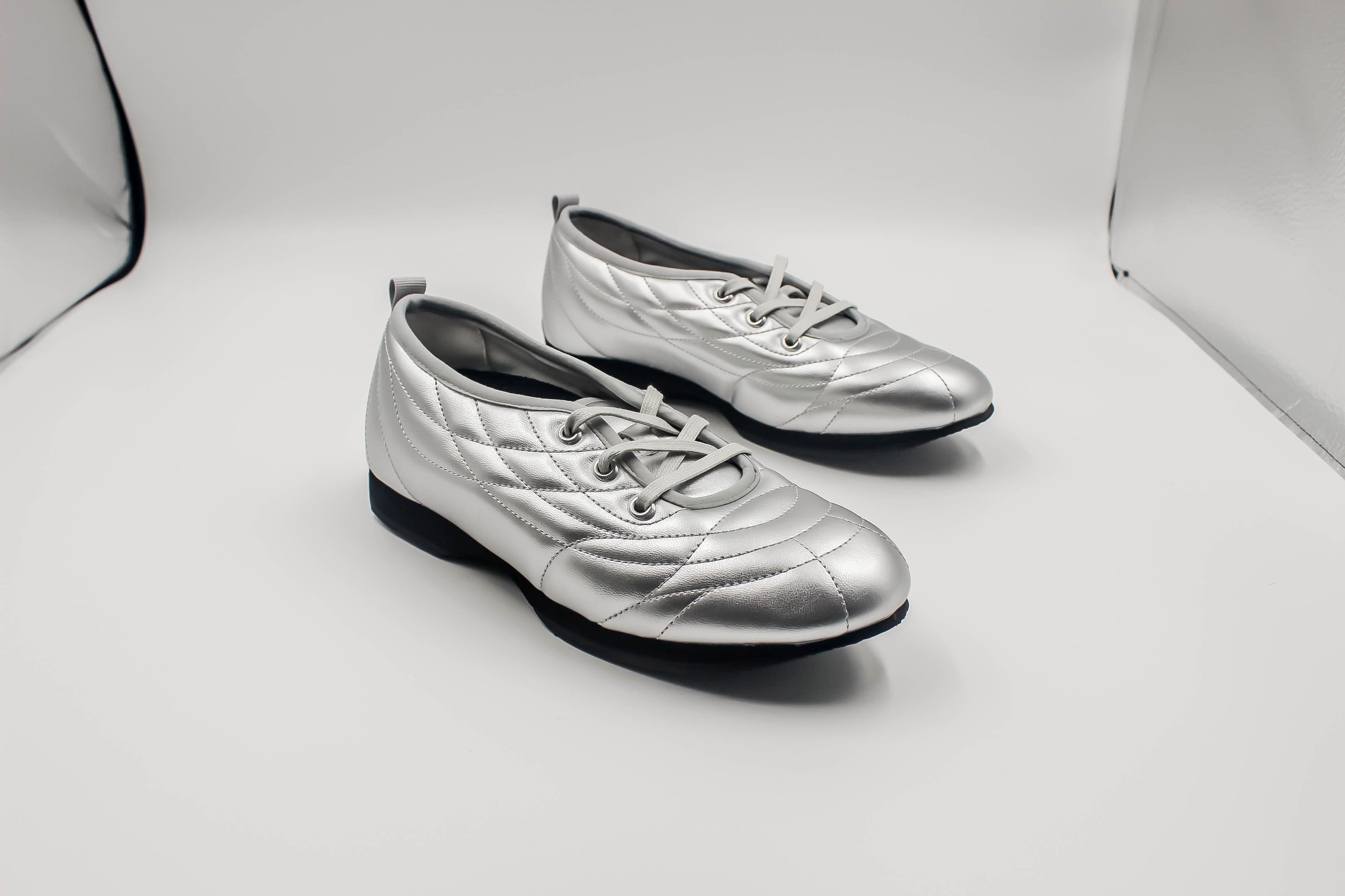 Degage Silver styling
