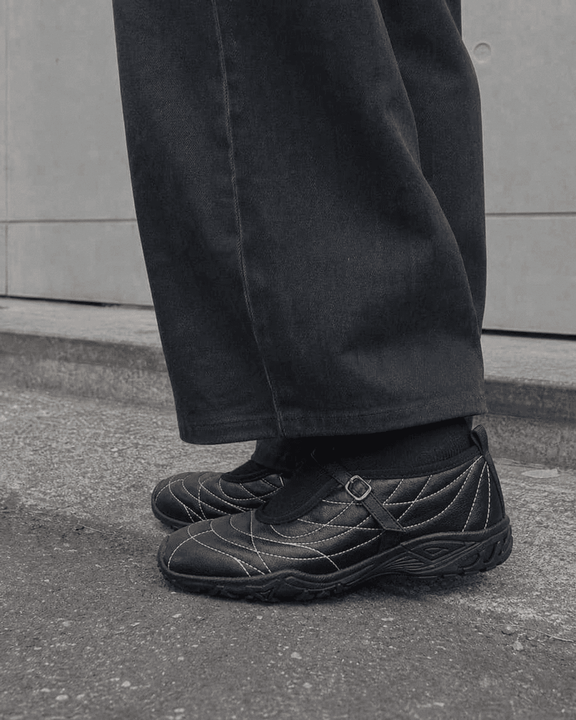 Pasdechat Black styling