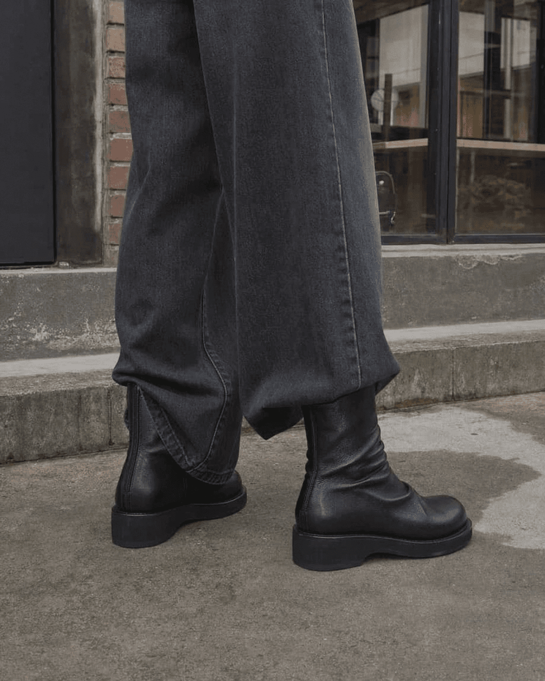Origin Platform Boots Black styling