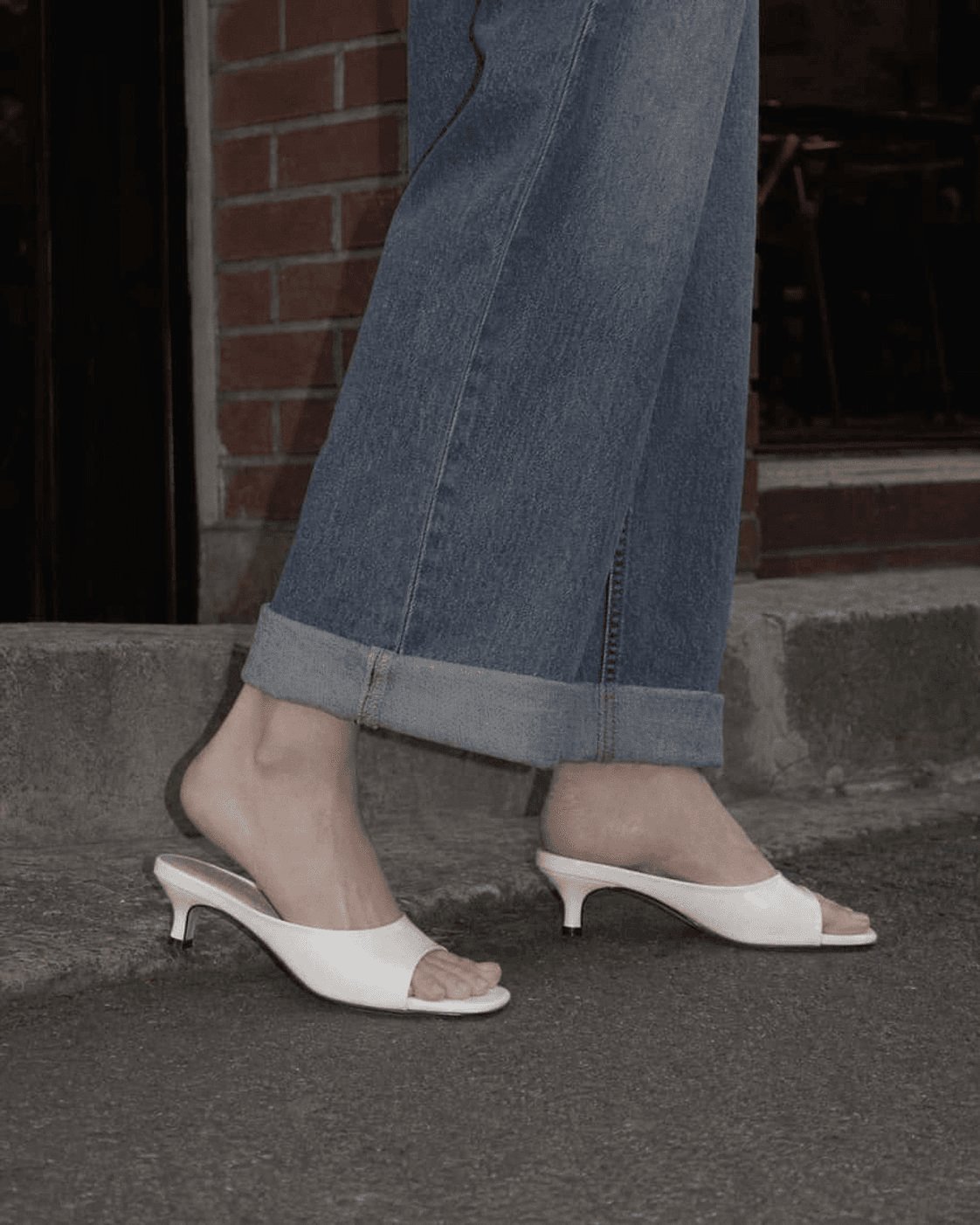 Nomad Heel Ivory styling